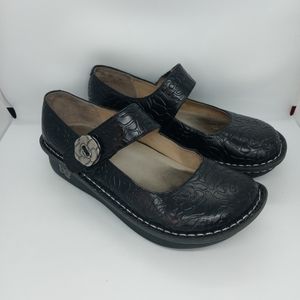 Alegria Paloma Embossed Rose Comfort Shoes Size 6